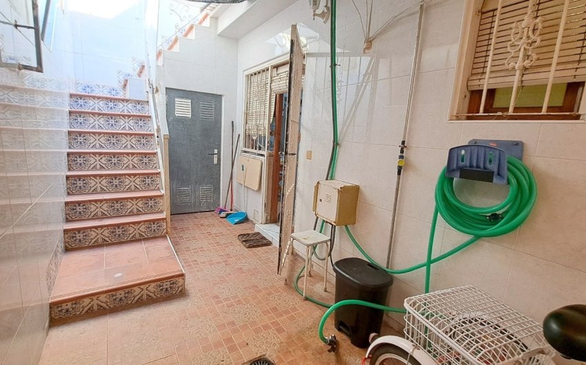 Herverkoop - Herenhuis -
Los Alcazares