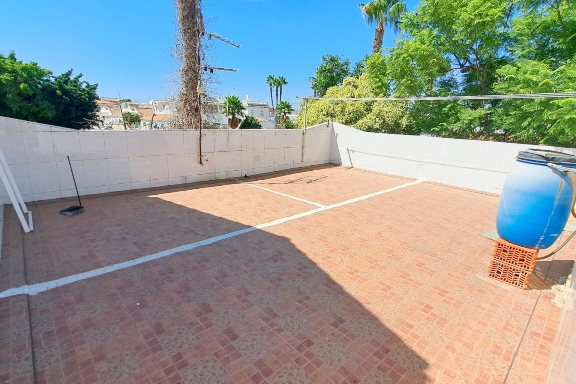 Herverkoop - Herenhuis -
Los Alcazares