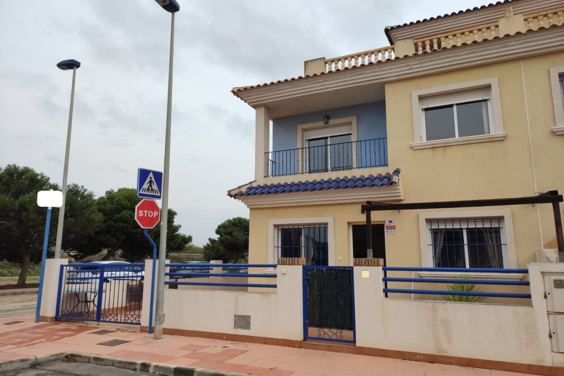 Herverkoop - Herenhuis -
Los Alcazares