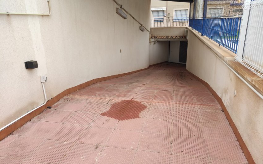 Herverkoop - Herenhuis -
Los Alcazares