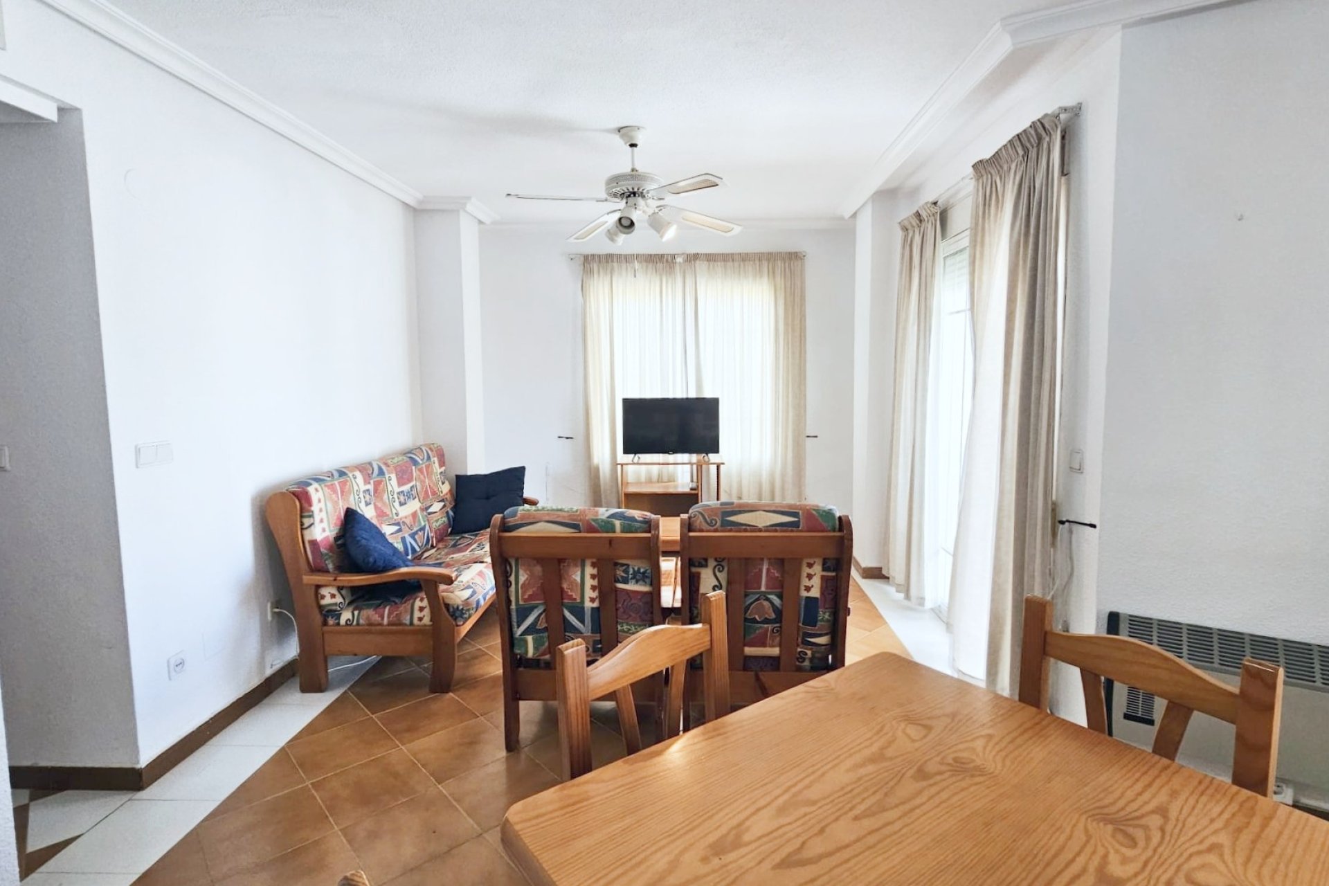 Herverkoop - Herenhuis -
Los Alcazares