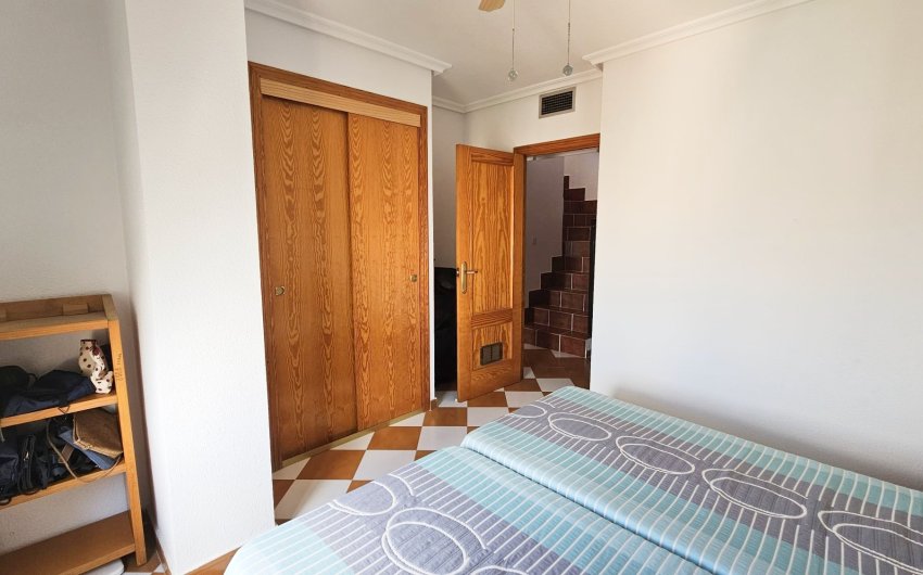 Herverkoop - Herenhuis -
Los Alcazares