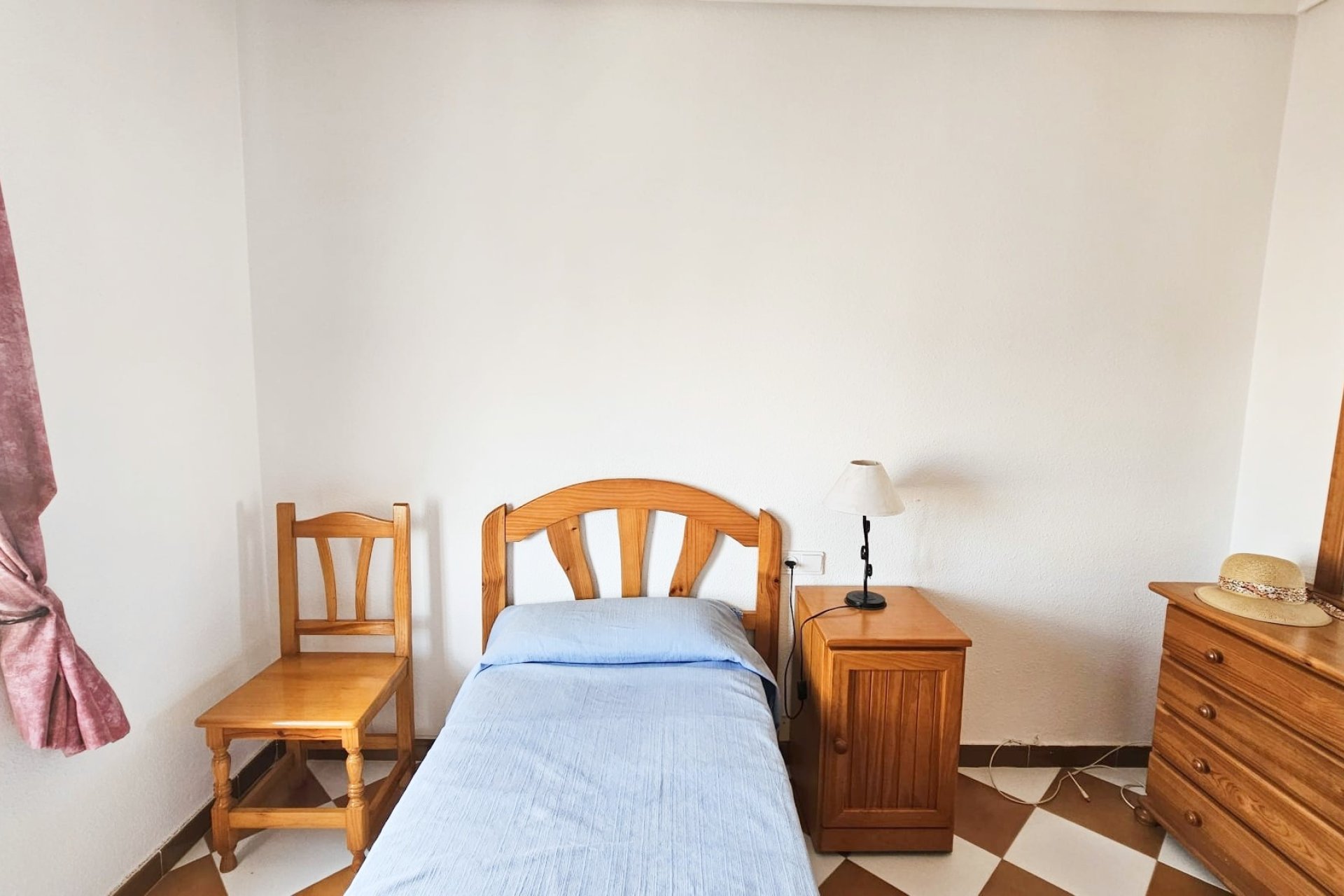 Herverkoop - Herenhuis -
Los Alcazares