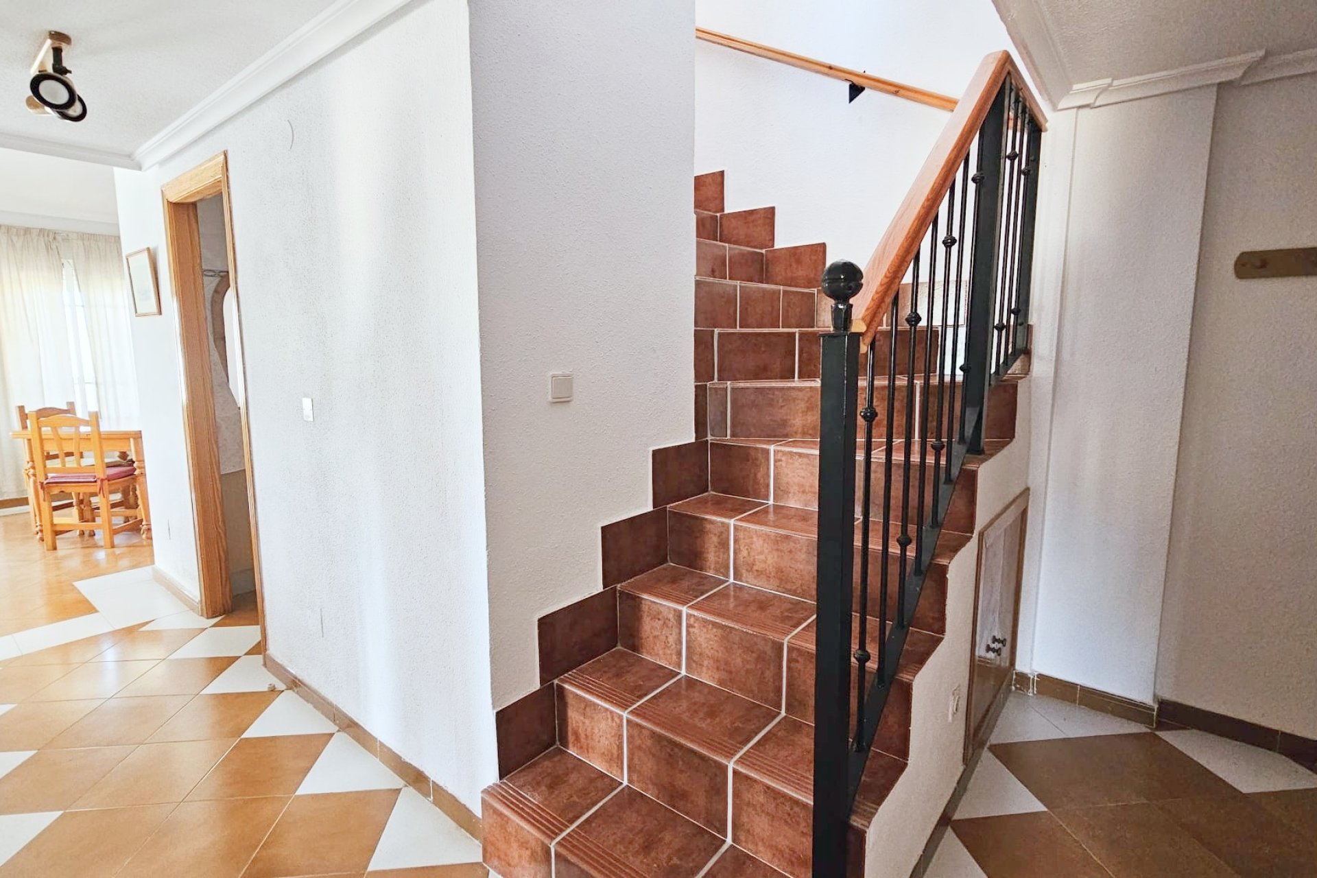 Herverkoop - Herenhuis -
Los Alcazares