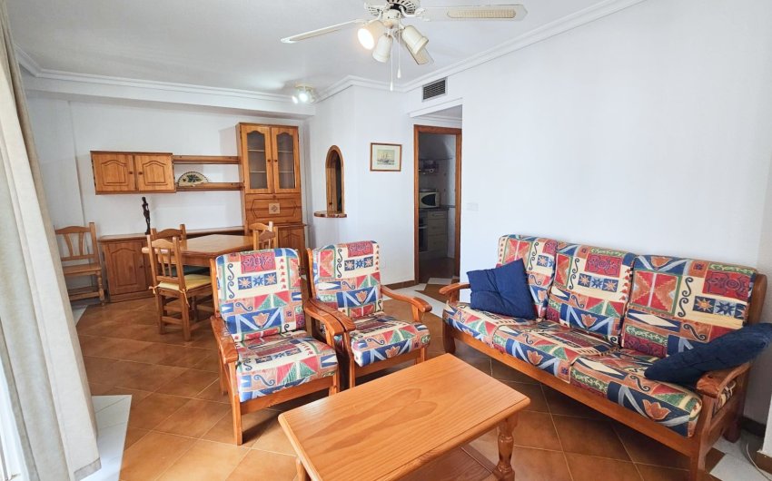 Herverkoop - Herenhuis -
Los Alcazares