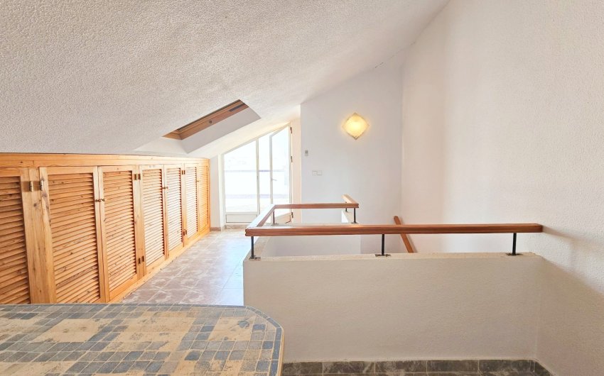 Herverkoop - Herenhuis -
Los Alcazares