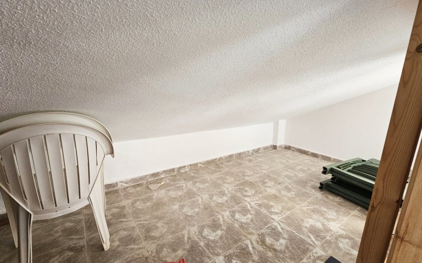 Herverkoop - Herenhuis -
Los Alcazares