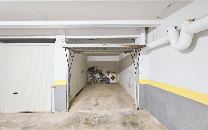 Herverkoop - Herenhuis -
Los Alcazares