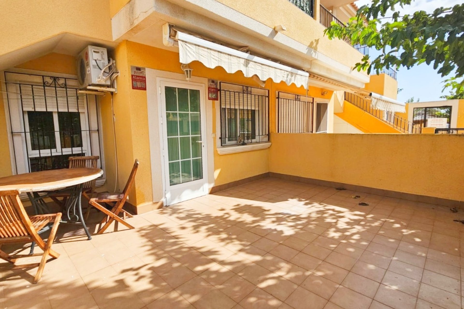 Herverkoop - Herenhuis -
Los Alcazares