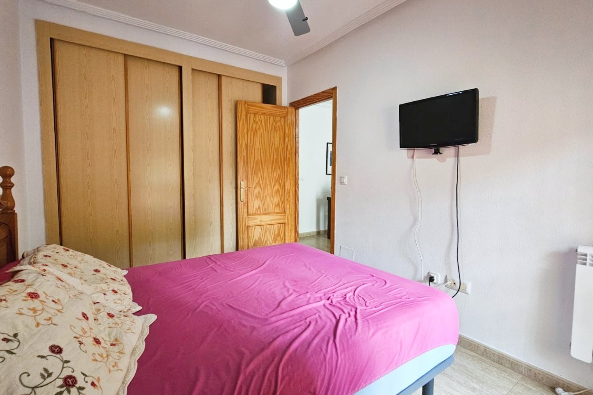 Herverkoop - Herenhuis -
Los Alcazares