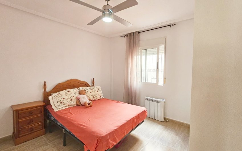 Herverkoop - Herenhuis -
Los Alcazares