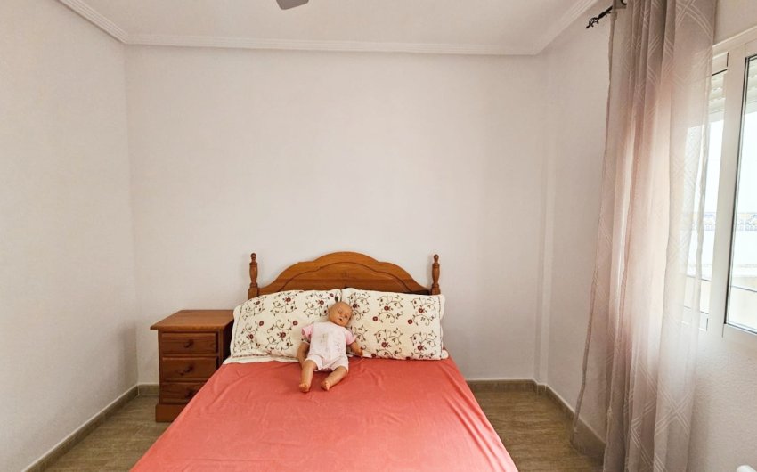 Herverkoop - Herenhuis -
Los Alcazares