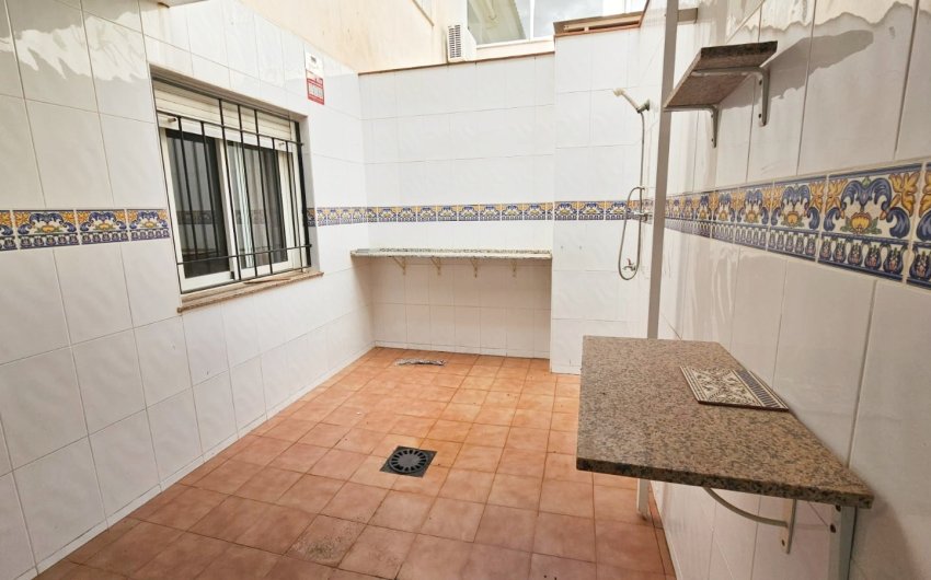 Herverkoop - Herenhuis -
Los Alcazares