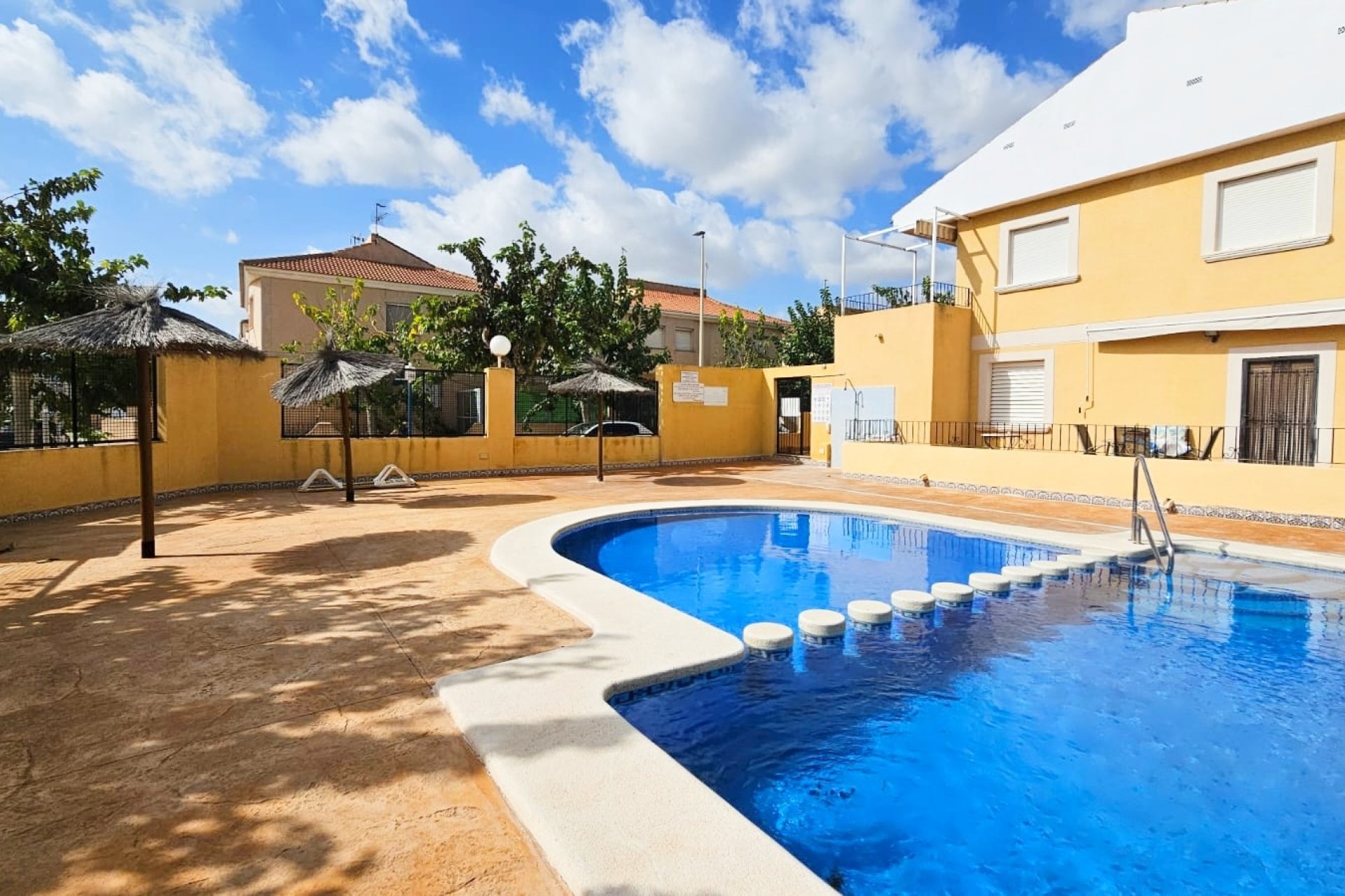 Herverkoop - Herenhuis -
Los Alcazares