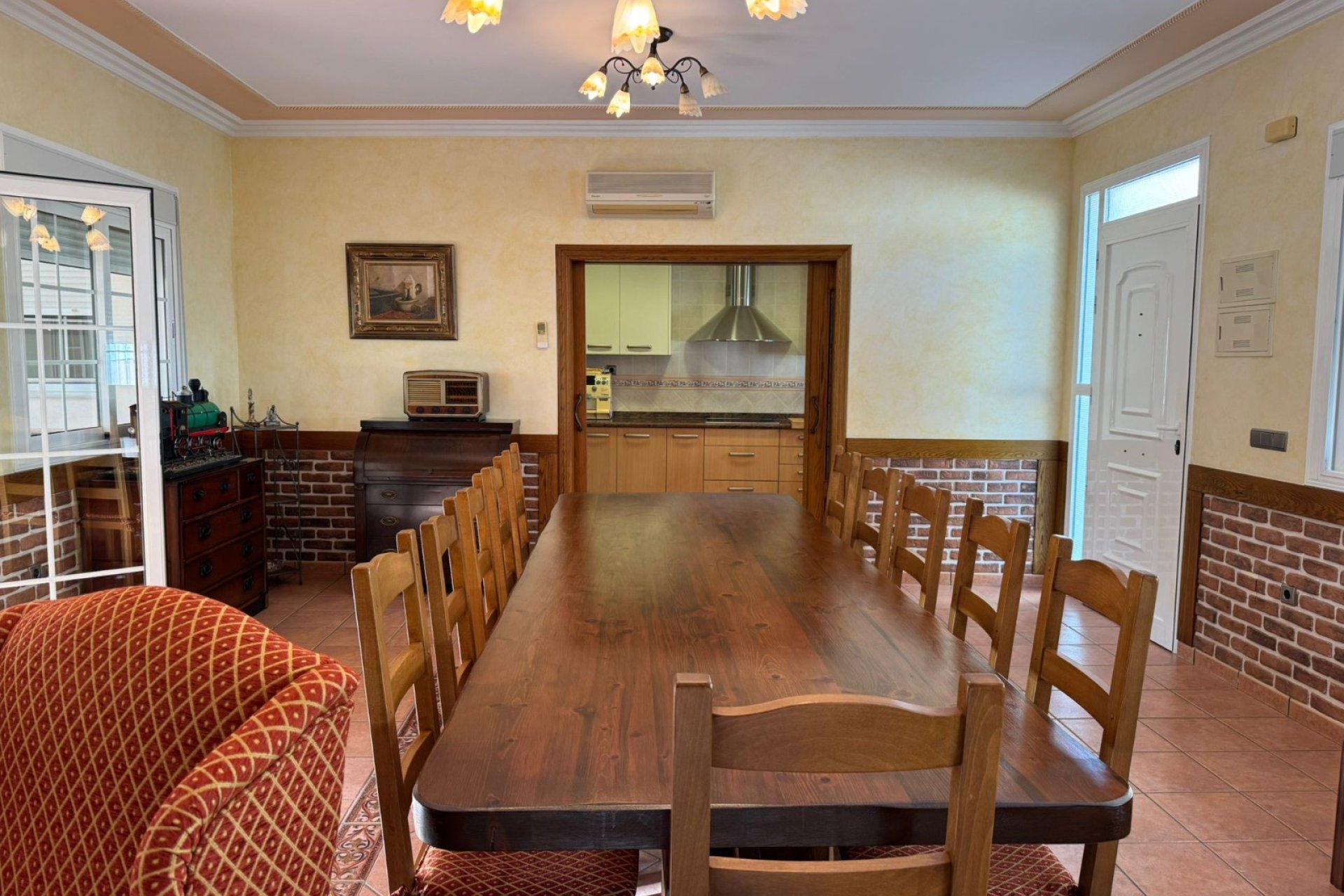 Herverkoop - Herenhuis -
Los Montesinos