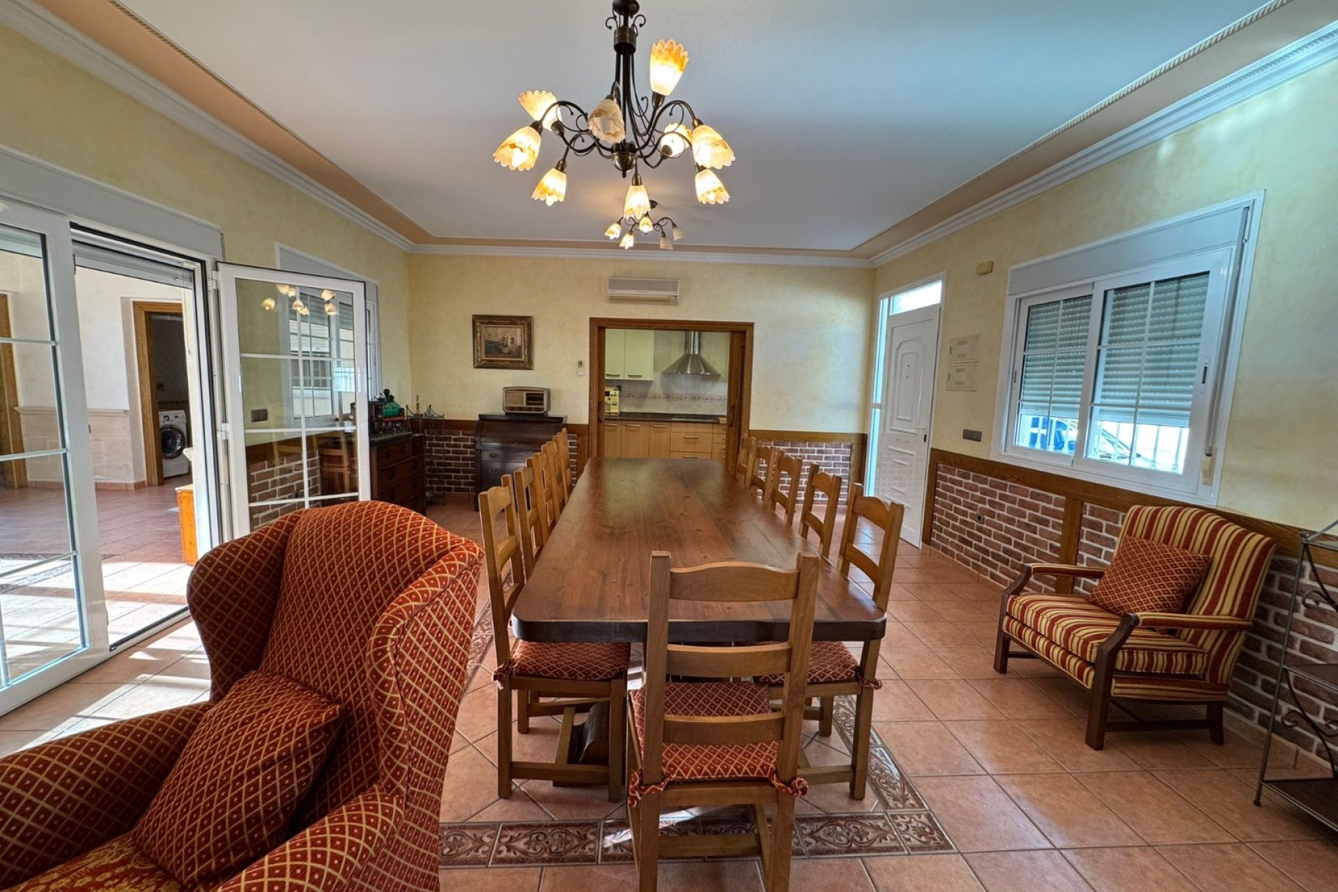 Herverkoop - Herenhuis -
Los Montesinos