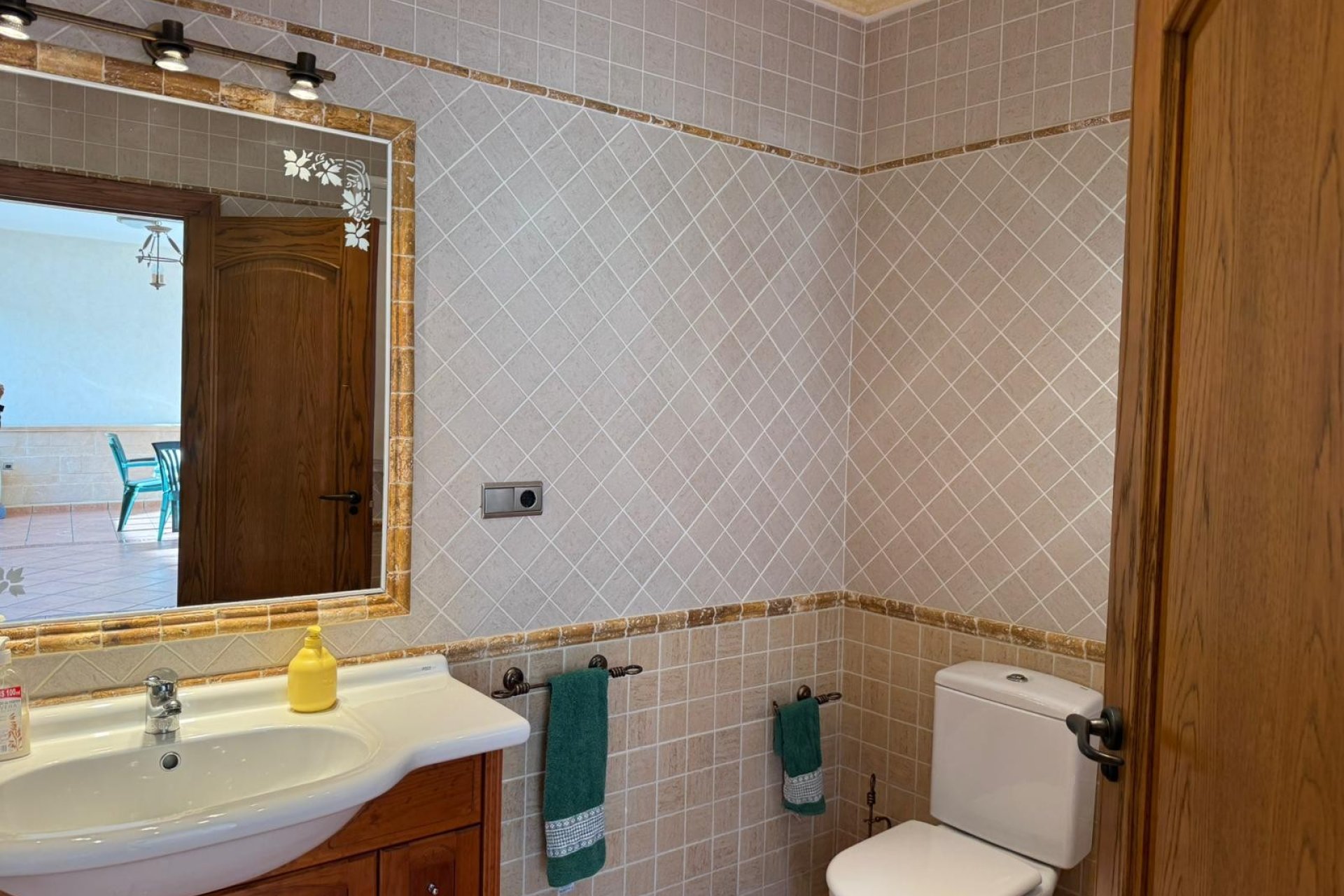 Herverkoop - Herenhuis -
Los Montesinos