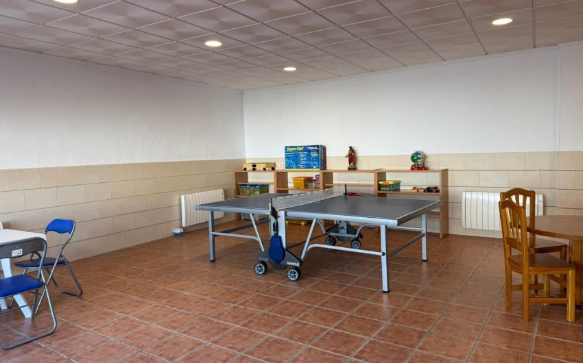 Herverkoop - Herenhuis -
Los Montesinos