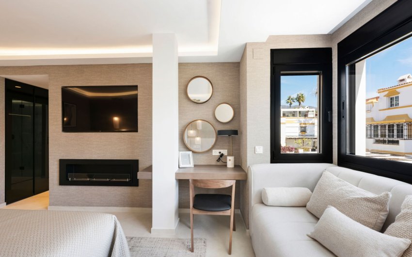 Herverkoop - Herenhuis -
Marbella - Golden Mile