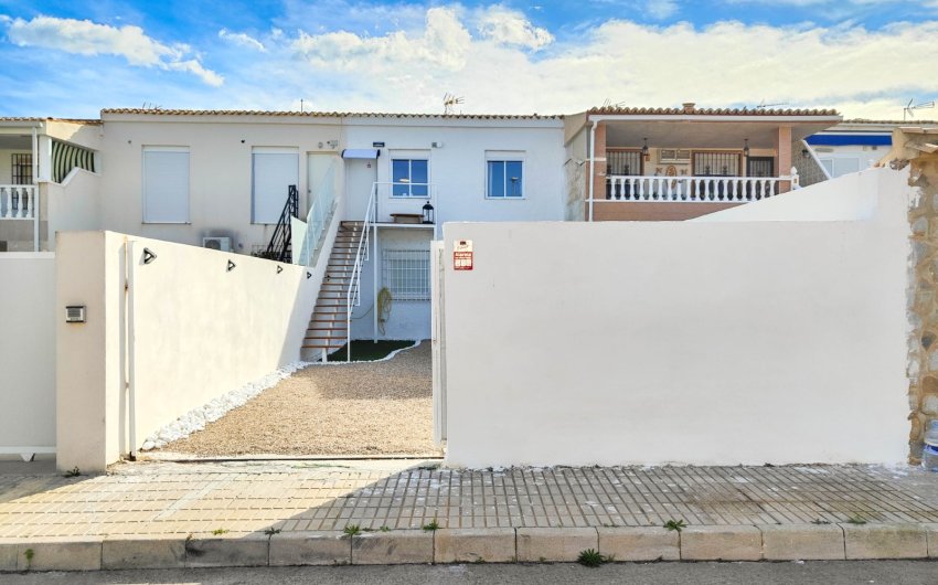 Herverkoop - Herenhuis -
Orihuela Costa - Cabo Roig