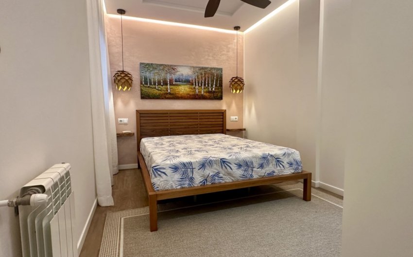 Herverkoop - Herenhuis -
Orihuela Costa - La Florida