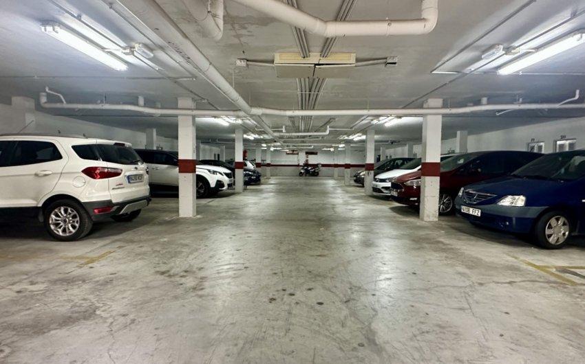 Herverkoop - Herenhuis -
Orihuela Costa - La Florida