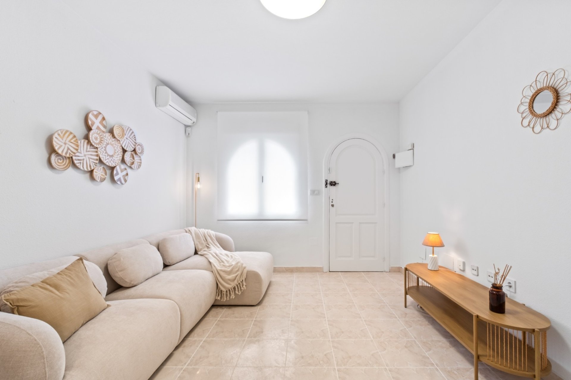 Herverkoop - Herenhuis -
Orihuela Costa - La Florida