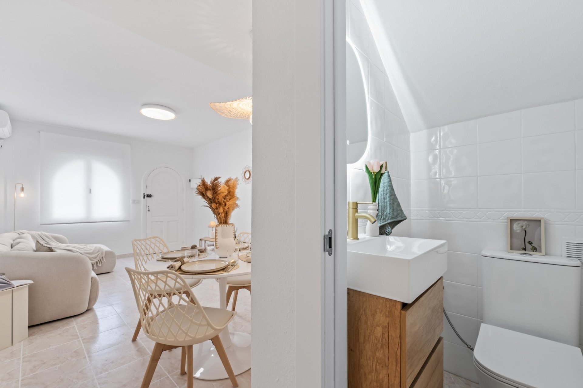 Herverkoop - Herenhuis -
Orihuela Costa - La Florida