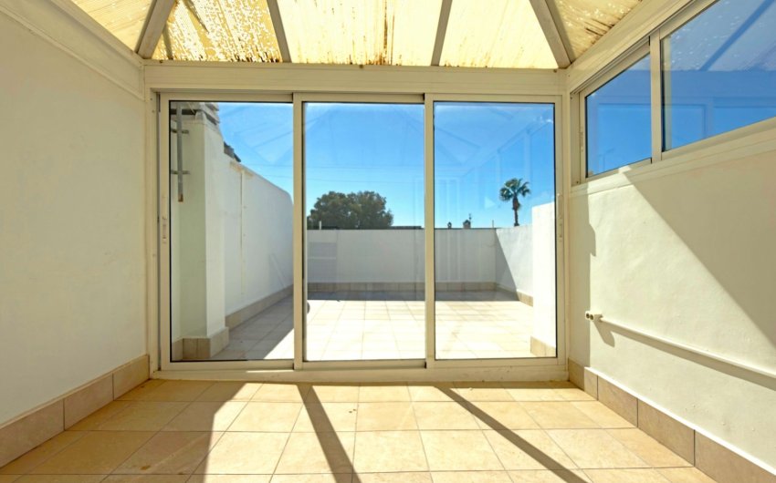 Herverkoop - Herenhuis -
Orihuela Costa - La Zenia