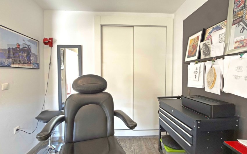 Herverkoop - Herenhuis -
Orihuela Costa - La Zenia