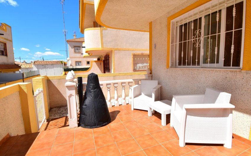 Herverkoop - Herenhuis -
Orihuela Costa - Los Altos