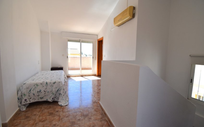 Herverkoop - Herenhuis -
Orihuela Costa - Los Altos