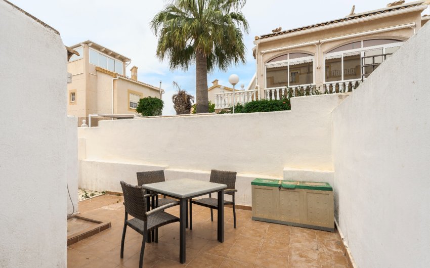 Herverkoop - Herenhuis -
Orihuela Costa - Los Altos