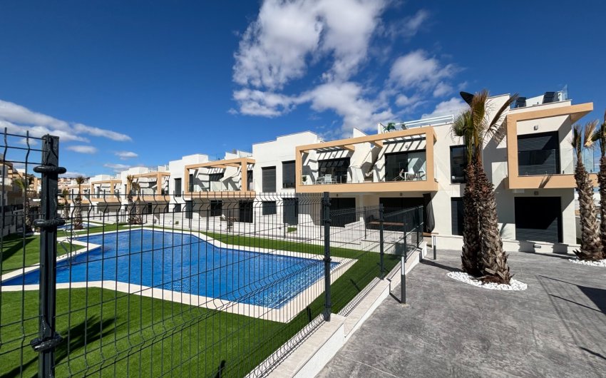 Herverkoop - Herenhuis -
Orihuela Costa - Pau 26