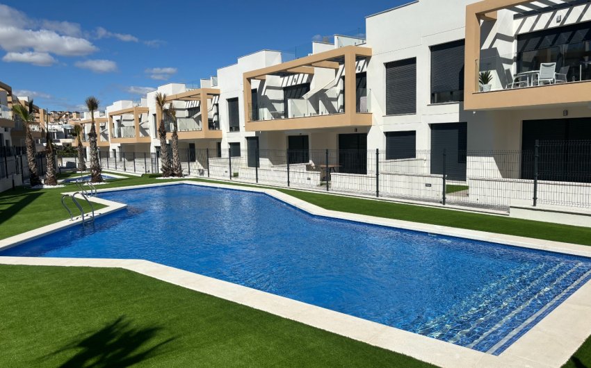 Herverkoop - Herenhuis -
Orihuela Costa - Pau 26