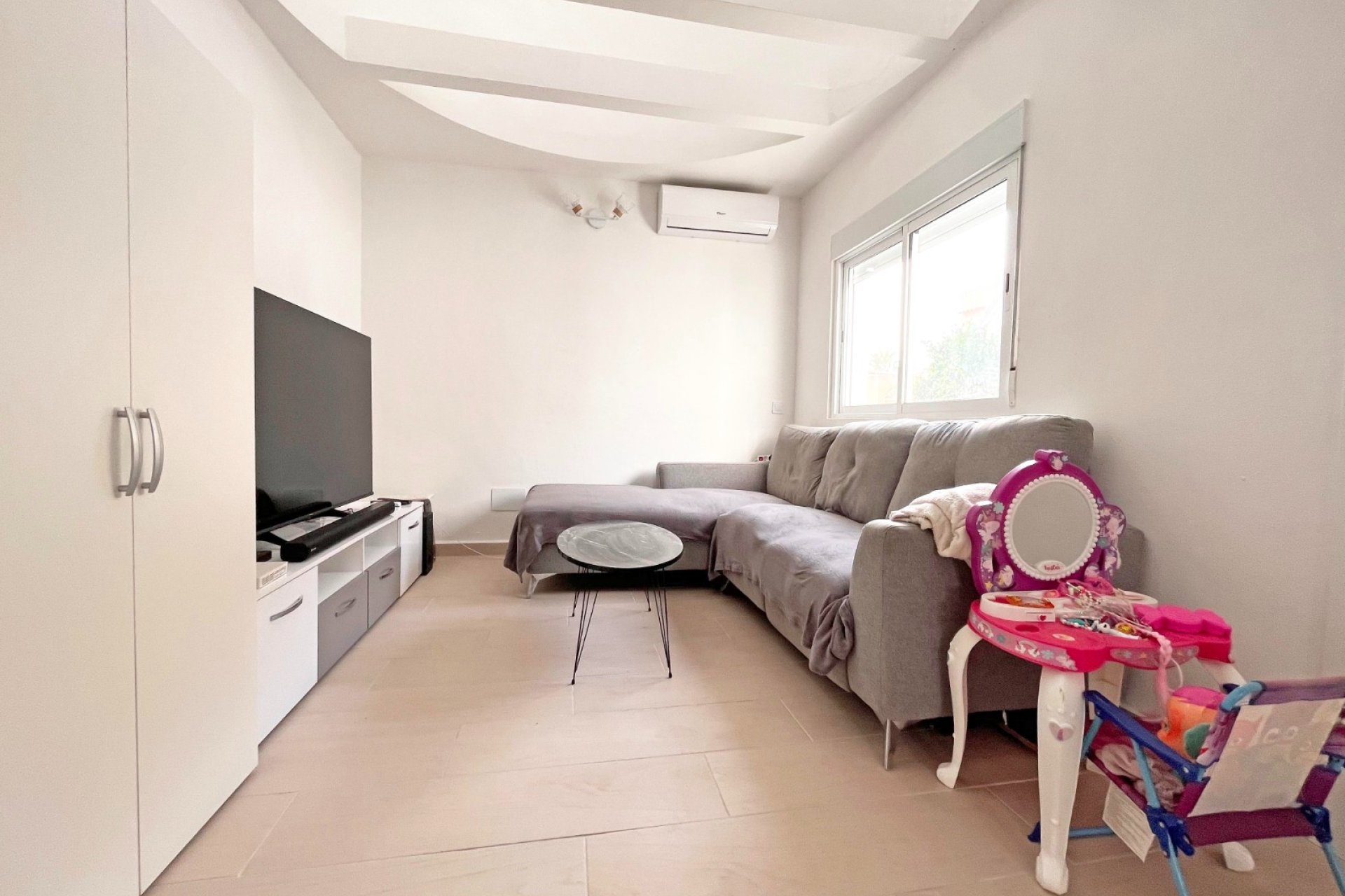 Herverkoop - Herenhuis -
Orihuela Costa - Playa Flamenca