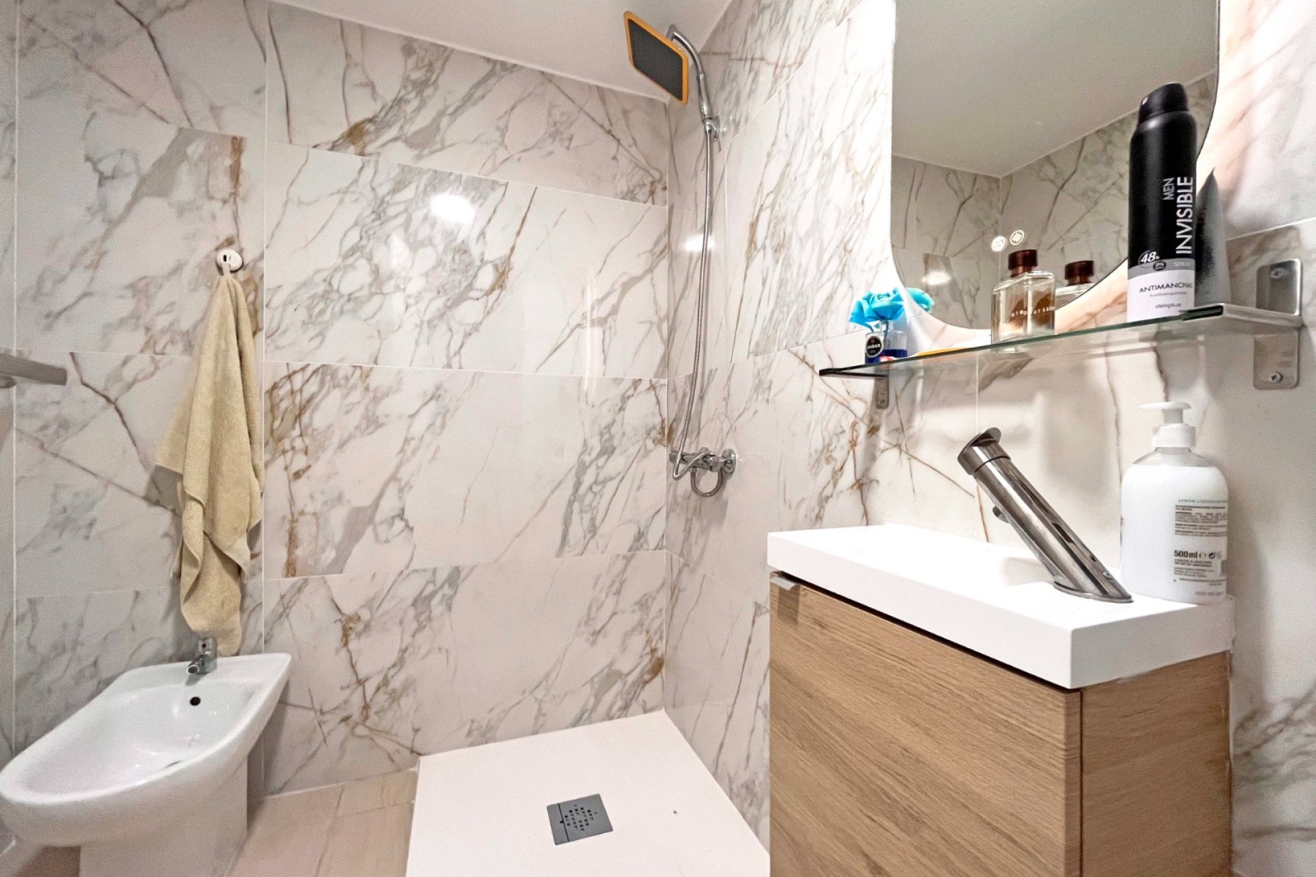 Herverkoop - Herenhuis -
Orihuela Costa - Playa Flamenca