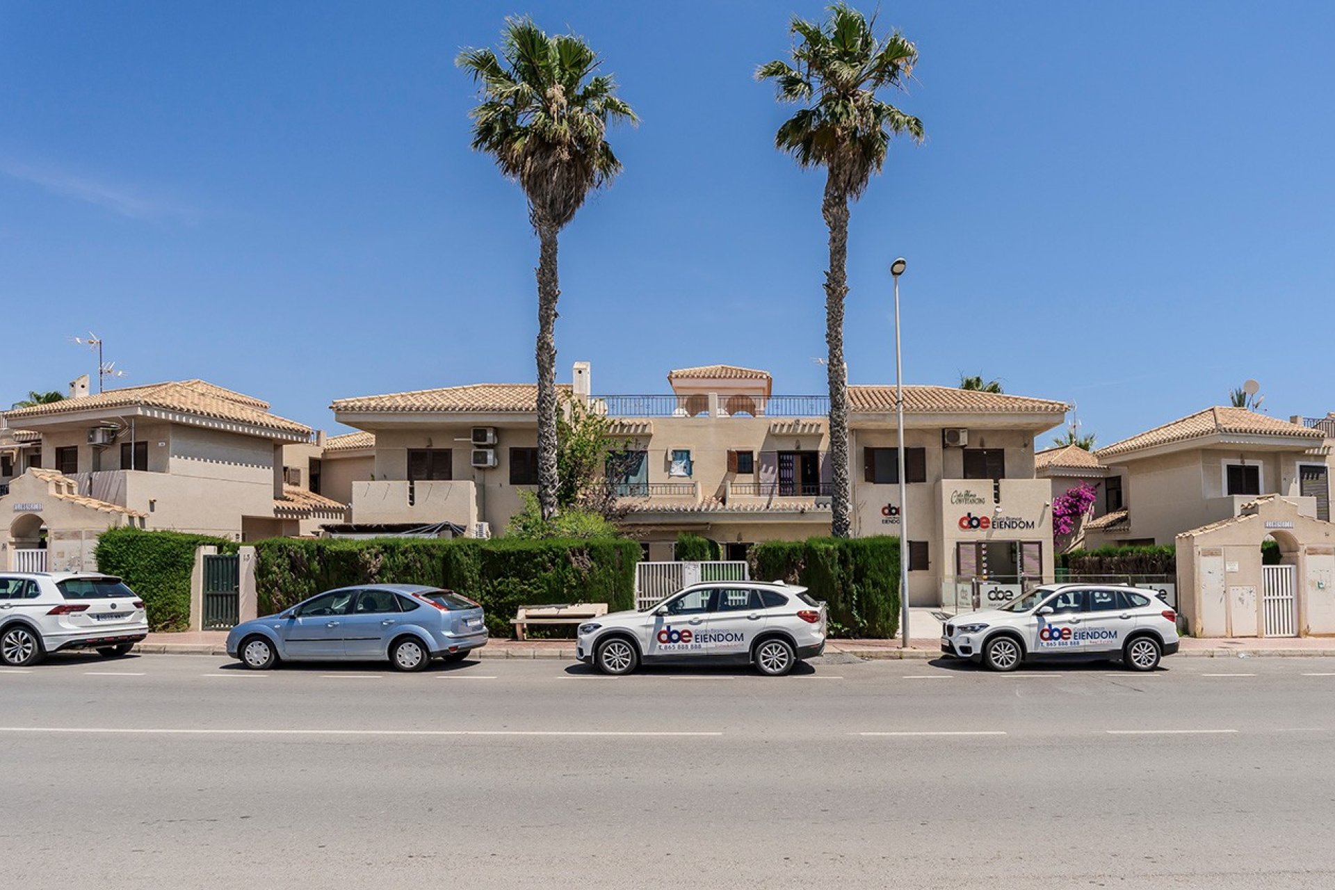 Herverkoop - Herenhuis -
Orihuela Costa - Playa Flamenca