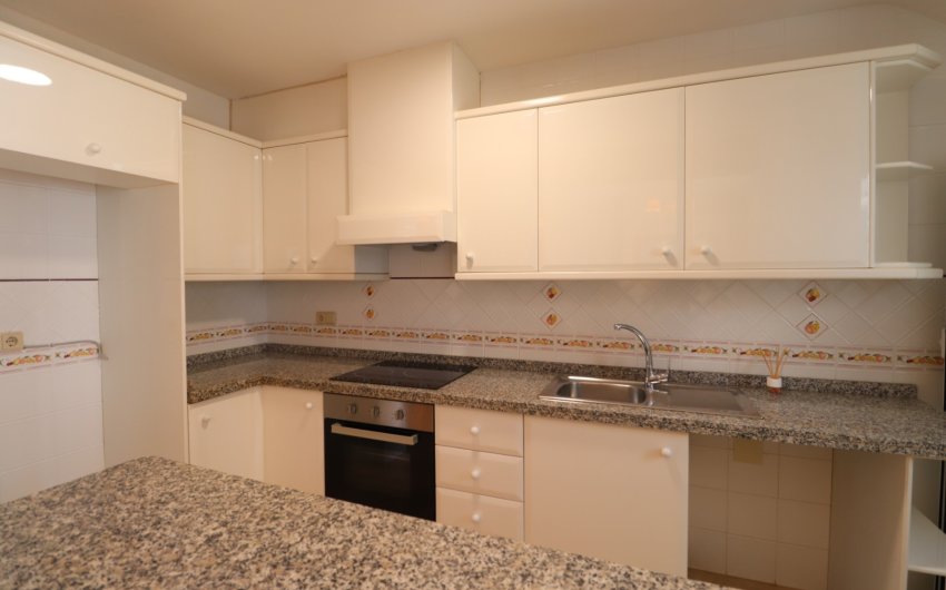 Herverkoop - Herenhuis -
Orihuela Costa - Villamartín
