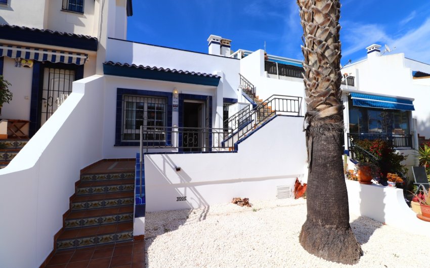 Herverkoop - Herenhuis -
Orihuela Costa - Villamartín