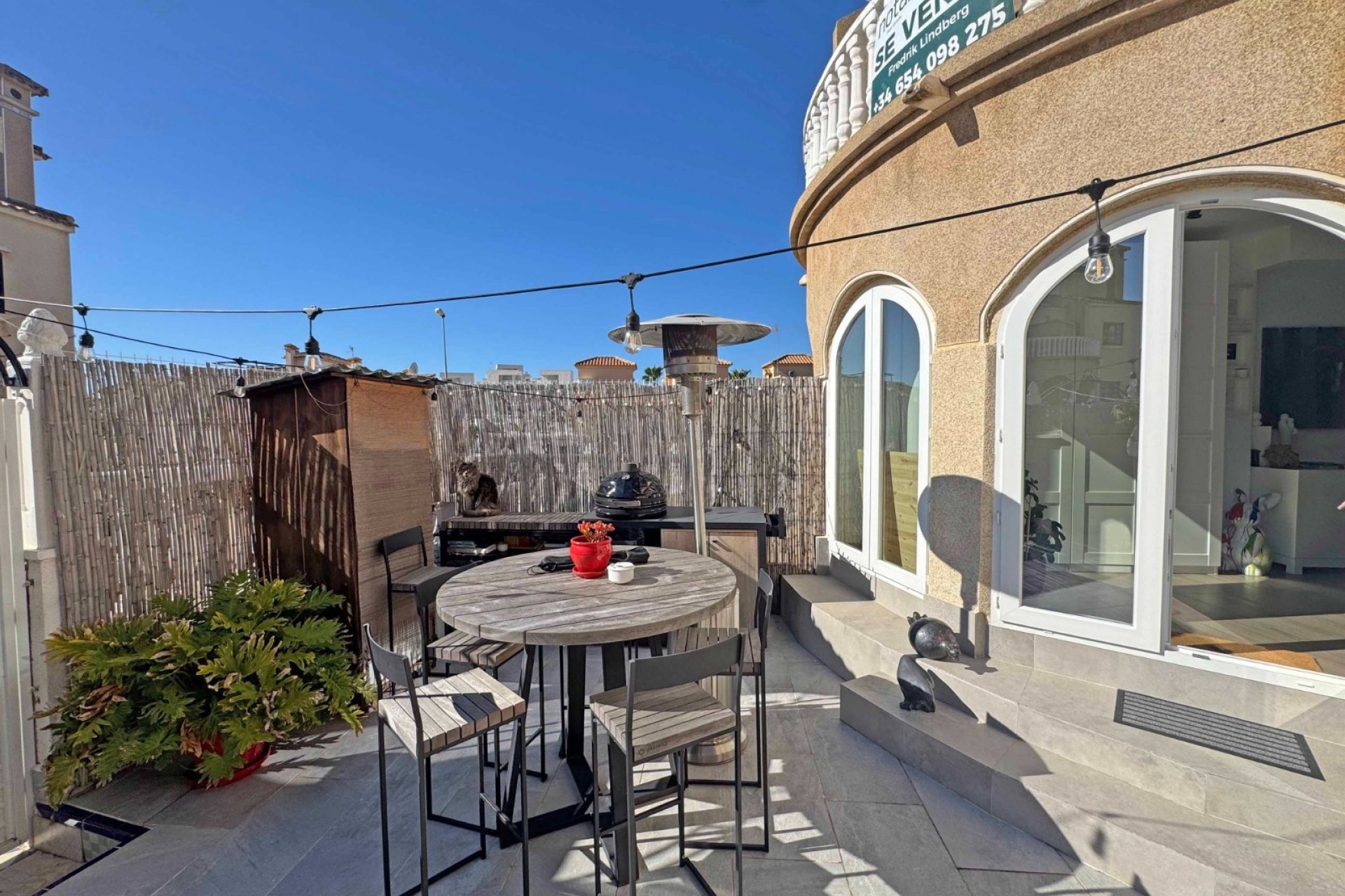 Herverkoop - Herenhuis -
Orihuela Costa - Villamartín