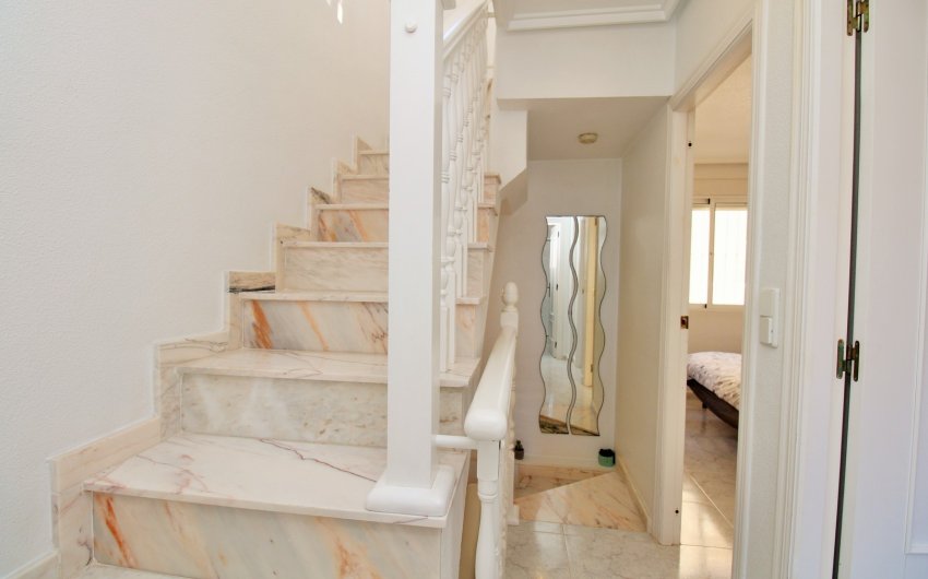 Herverkoop - Herenhuis -
Playa Flamenca