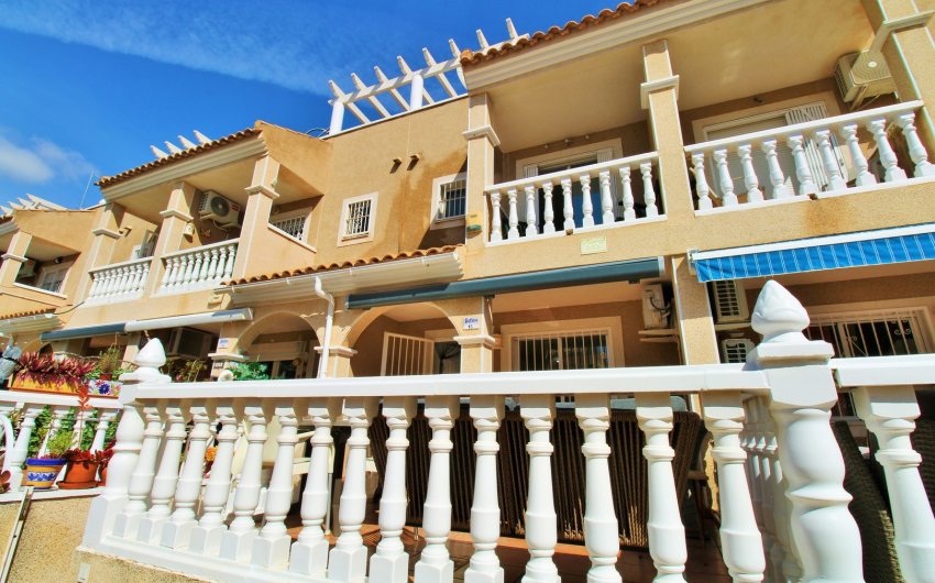 Herverkoop - Herenhuis -
Playa Flamenca