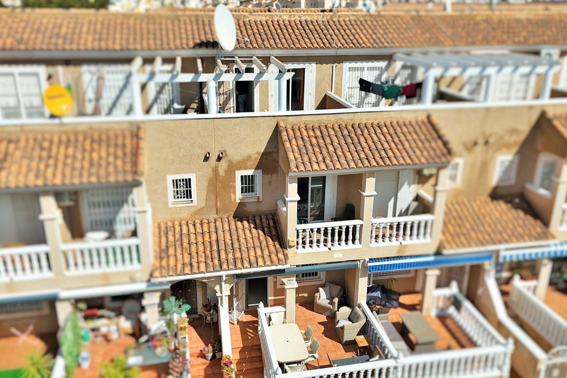 Herverkoop - Herenhuis -
Playa Flamenca