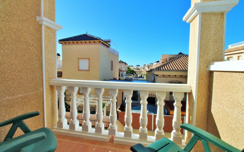 Herverkoop - Herenhuis -
Playa Flamenca