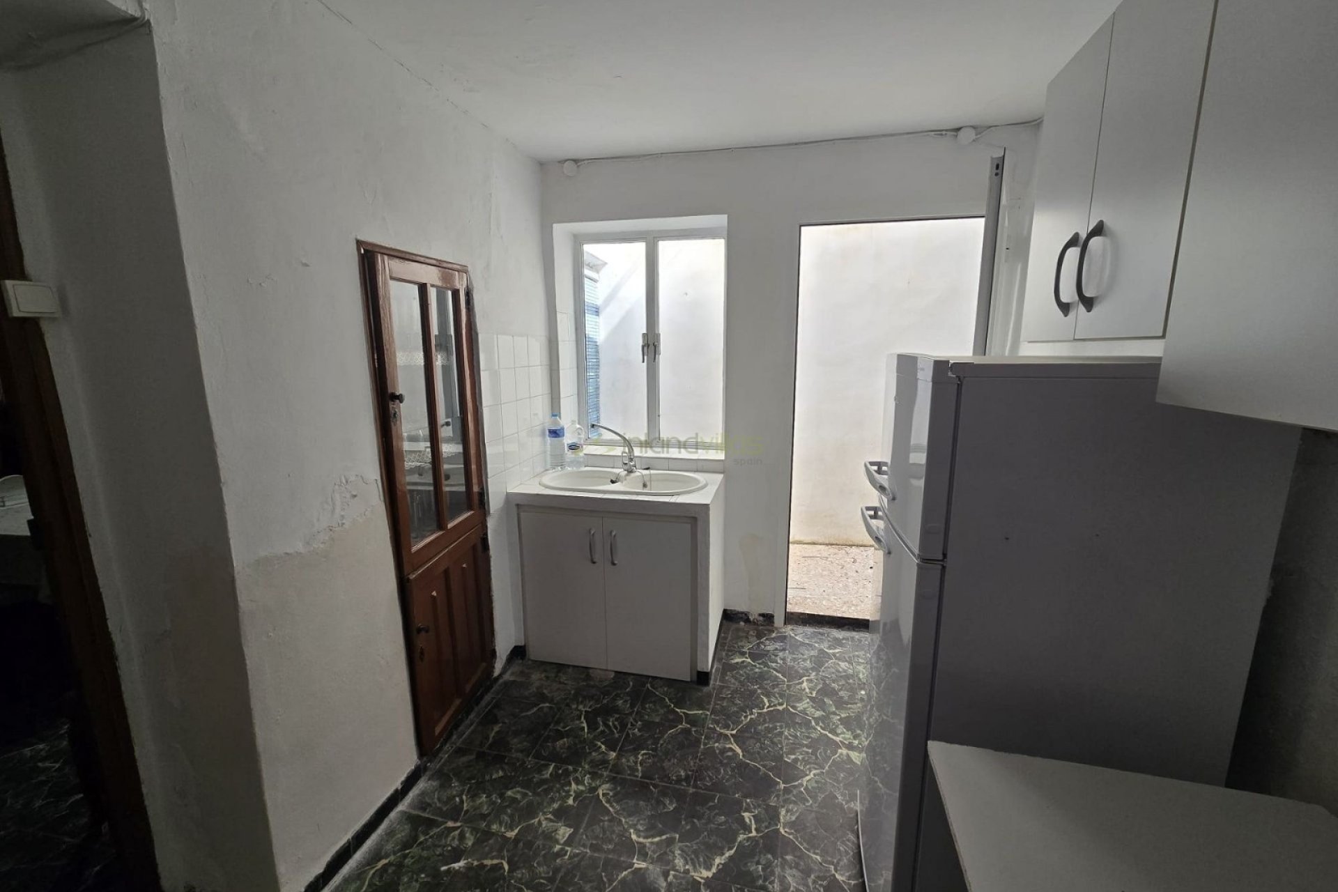 Herverkoop - Herenhuis -
Salinas