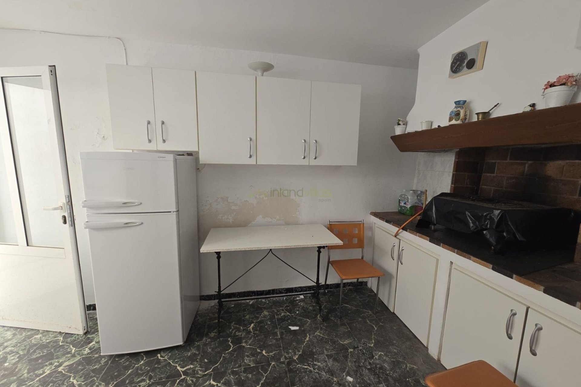 Herverkoop - Herenhuis -
Salinas