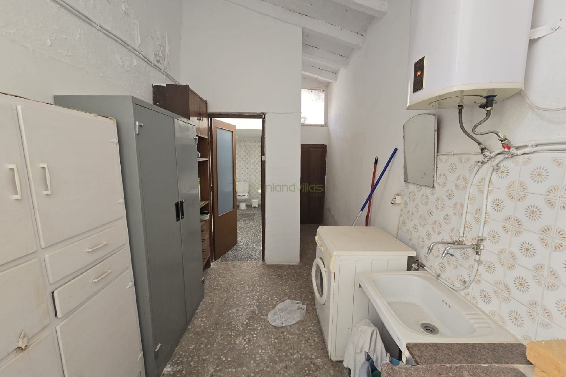 Herverkoop - Herenhuis -
Salinas