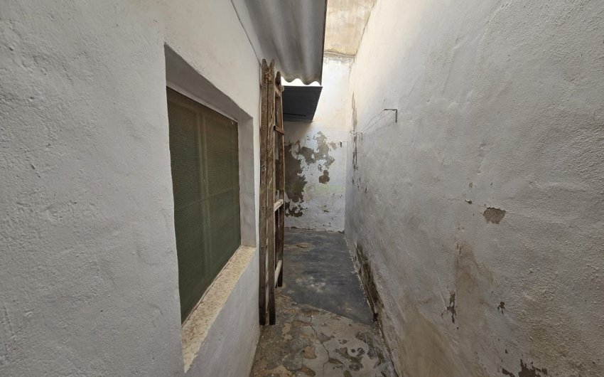 Herverkoop - Herenhuis -
Salinas