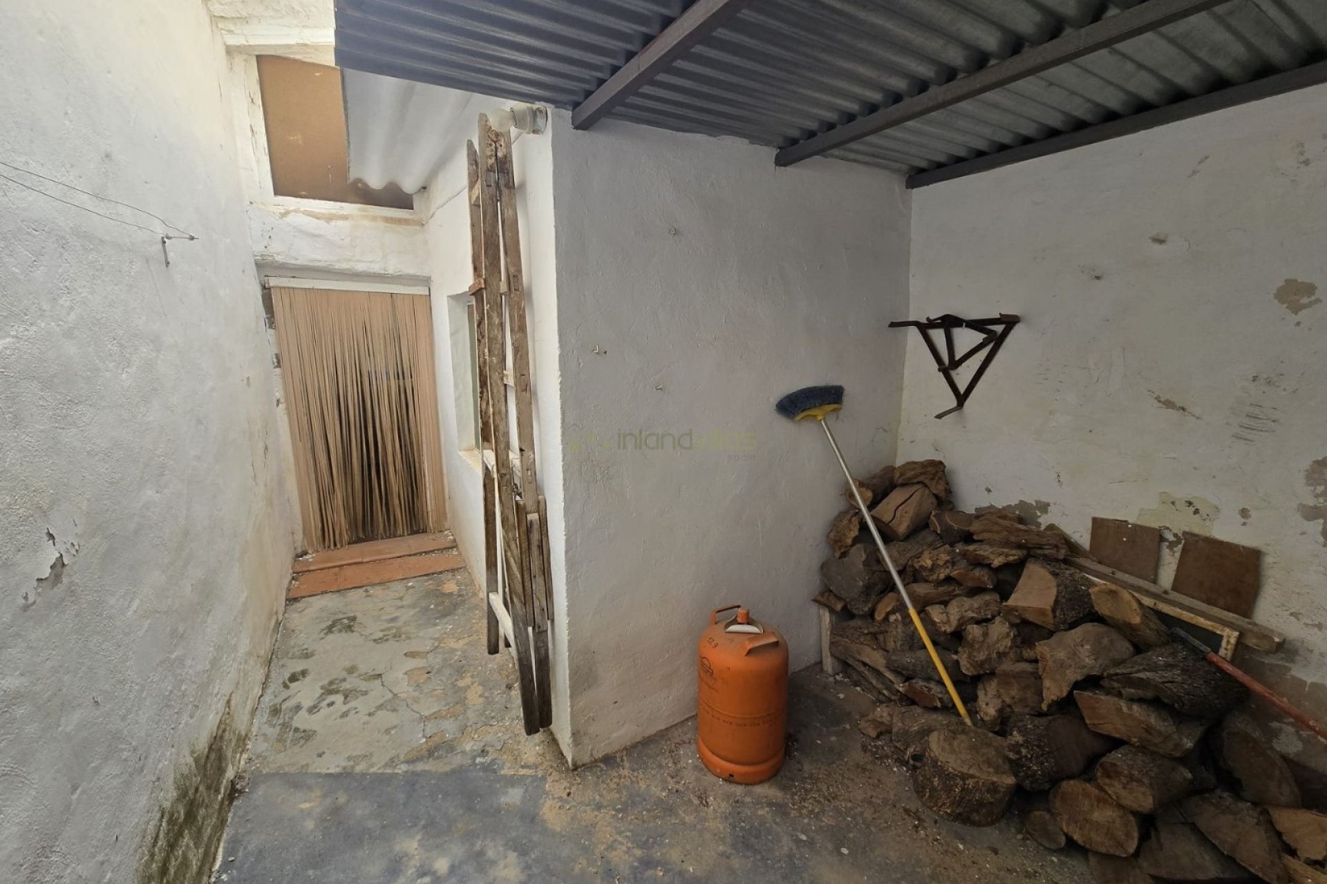 Herverkoop - Herenhuis -
Salinas